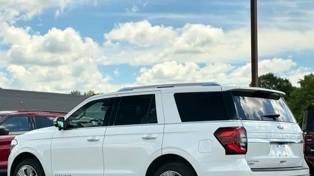2023 Ford Expedition Platinum