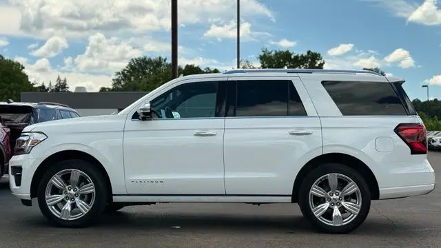 2023 Ford Expedition Platinum