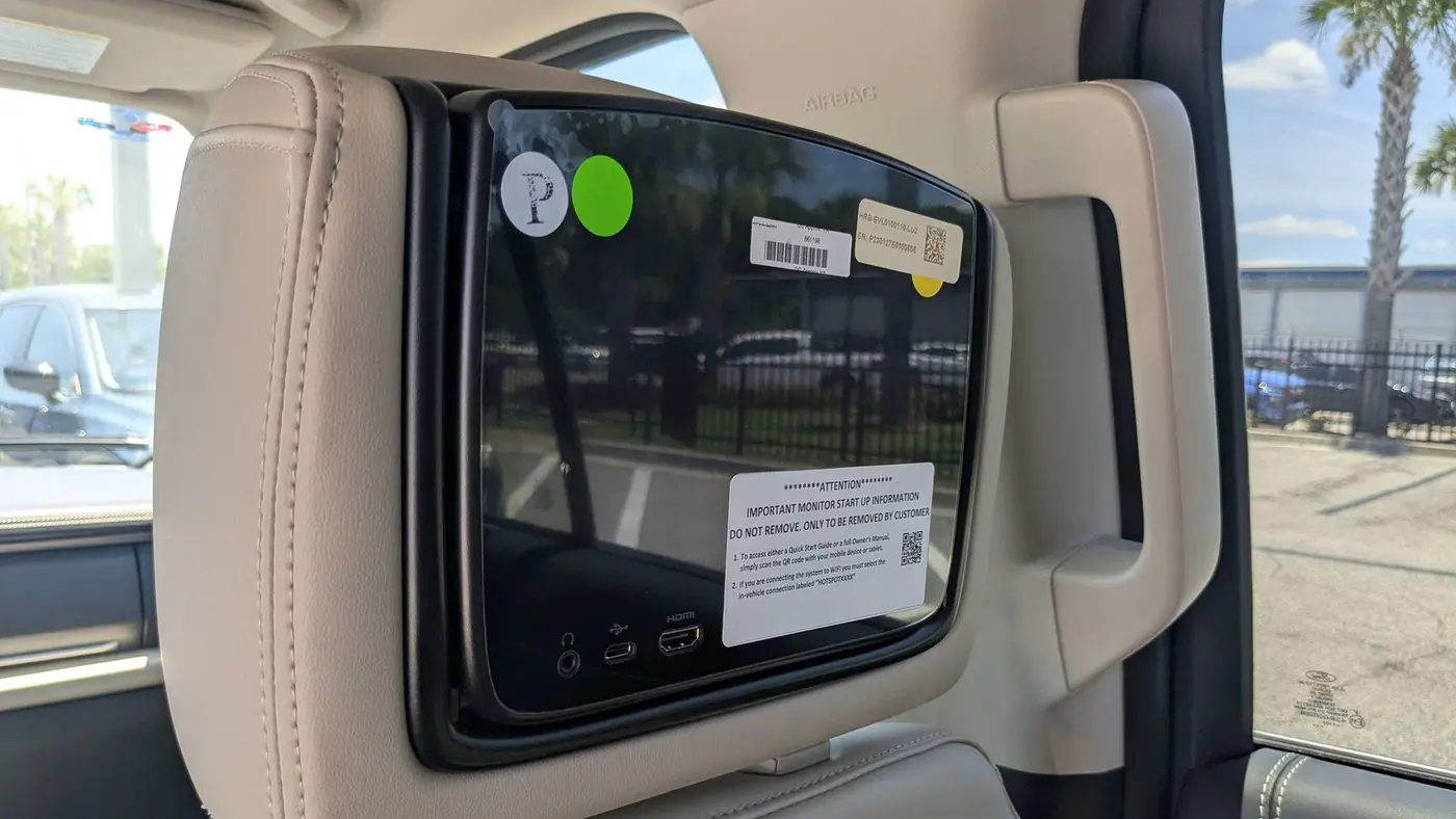 2023 Ford Expedition Platinum