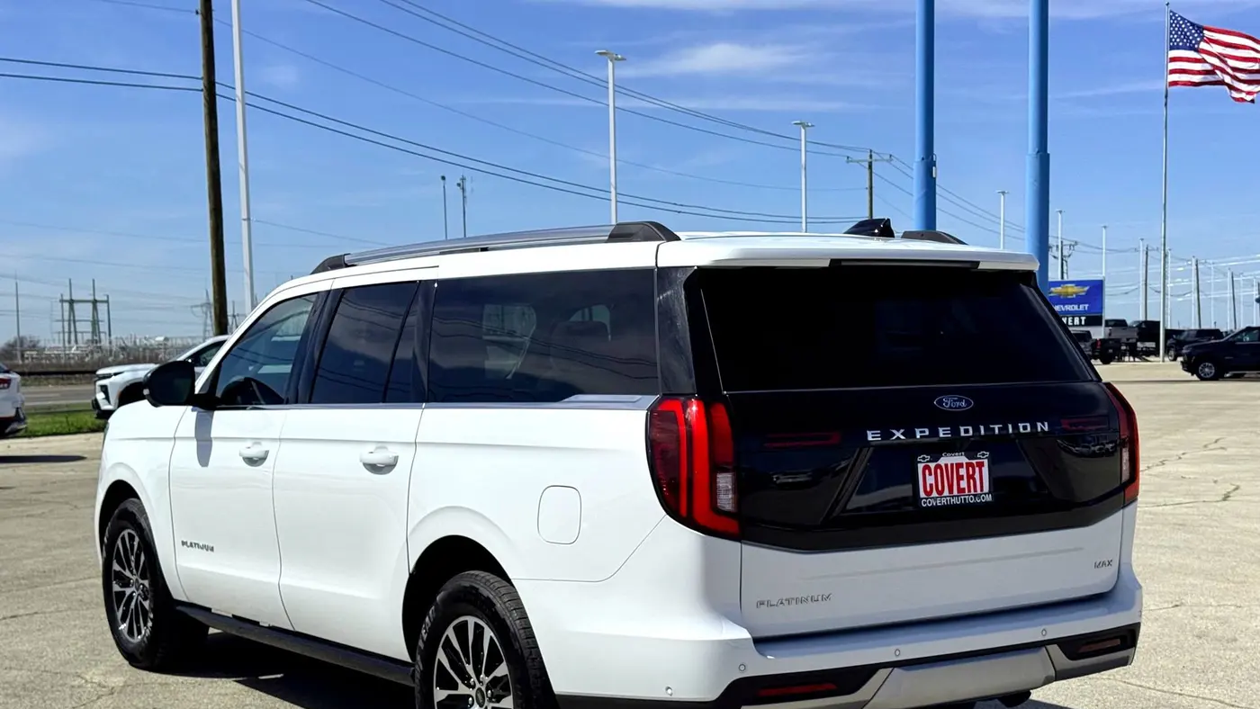 2025 Ford Expedition Platinum