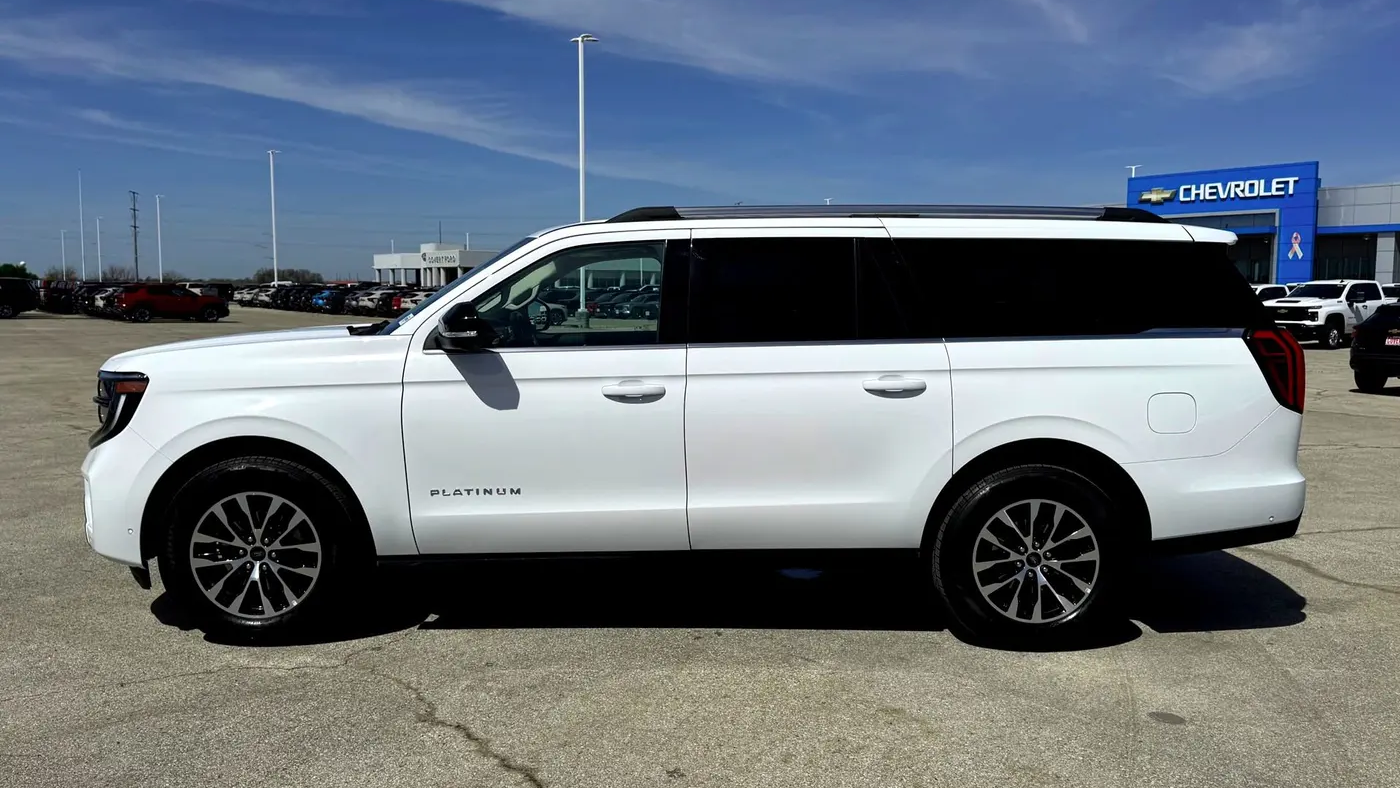 2025 Ford Expedition Platinum