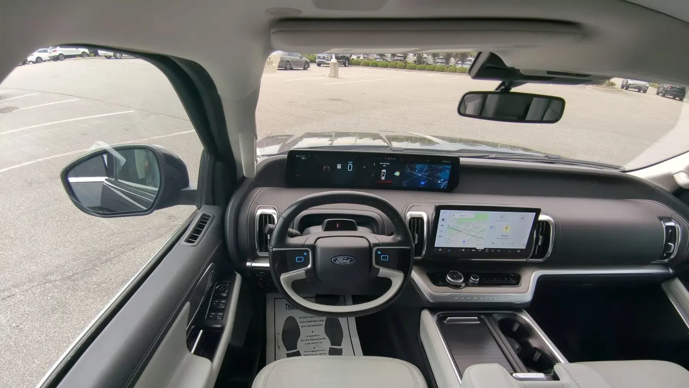 2025 Ford Expedition Platinum