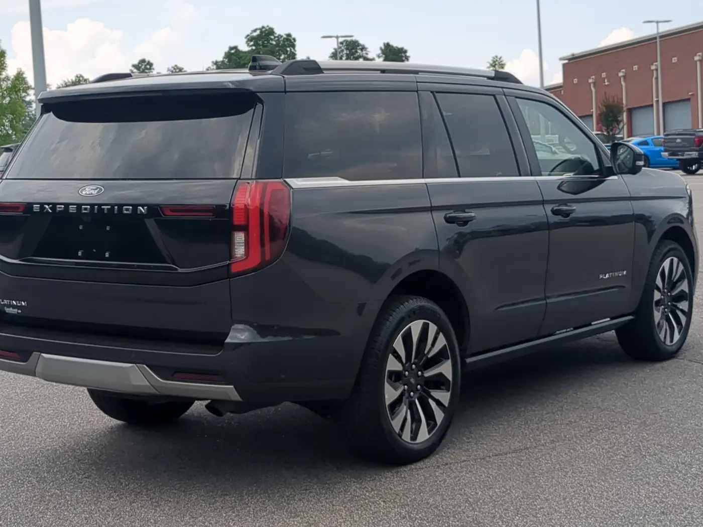 2025 Ford Expedition - $62,116