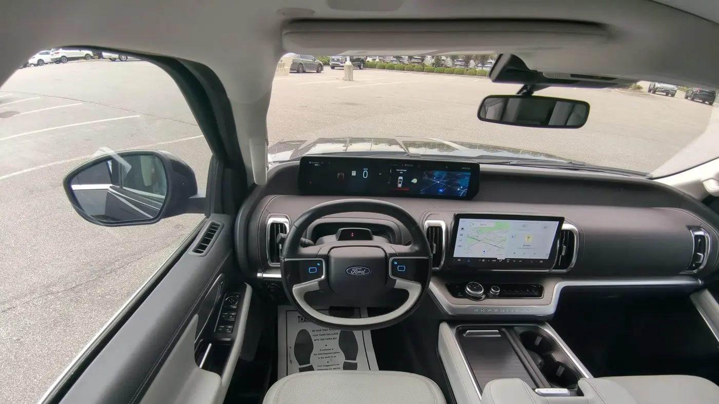 2025 Ford Expedition Platinum