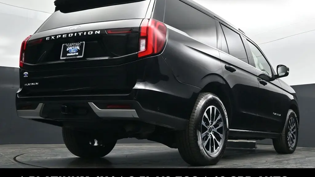 2025 Ford Expedition Platinum