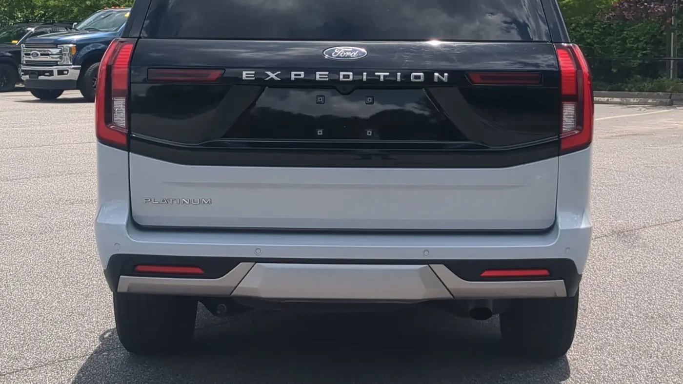 2025 Ford Expedition Platinum
