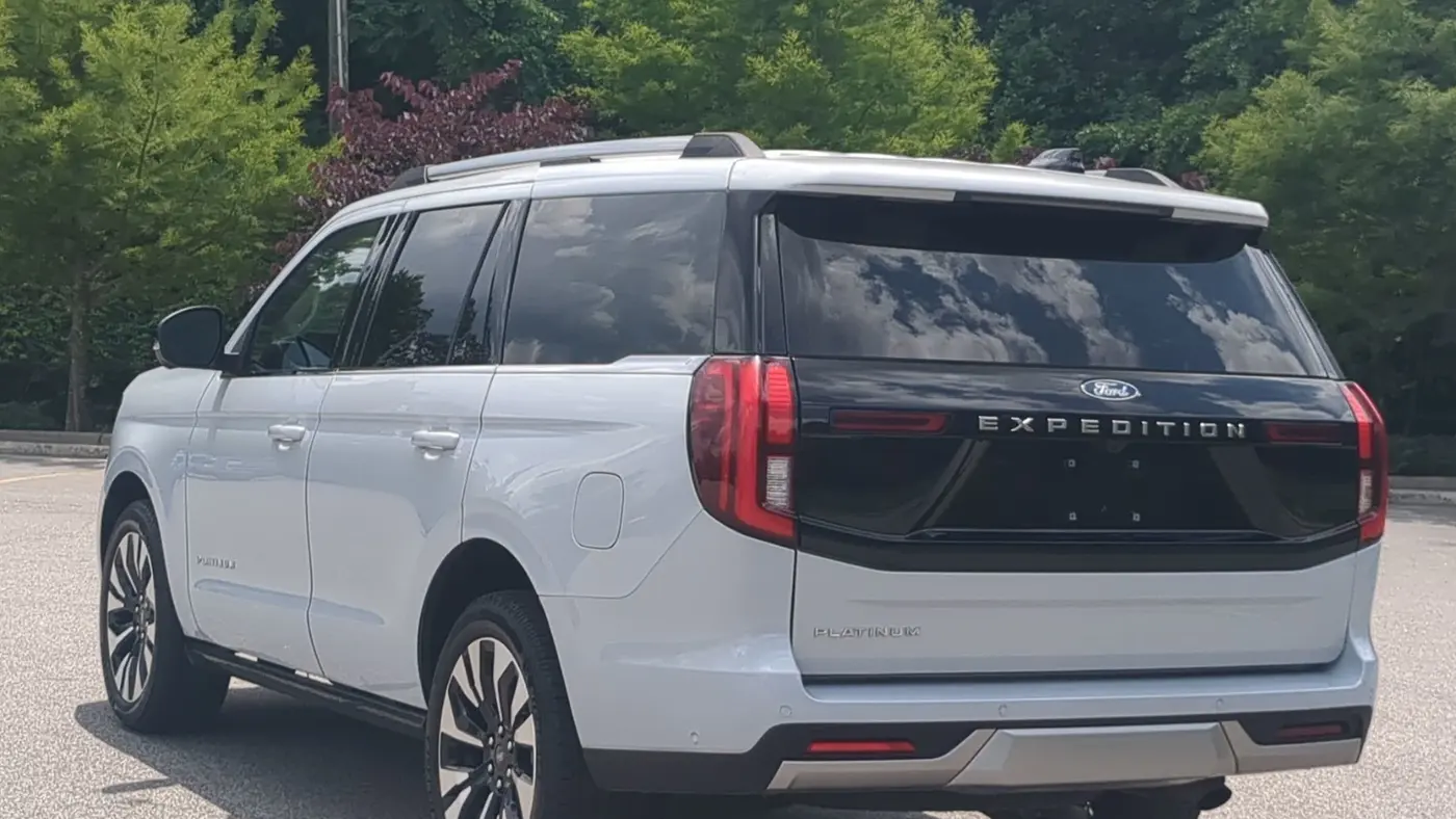 2025 Ford Expedition Platinum