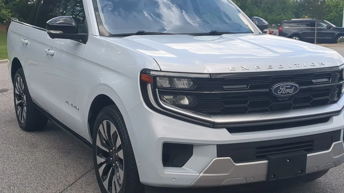 2025 Ford Expedition Platinum