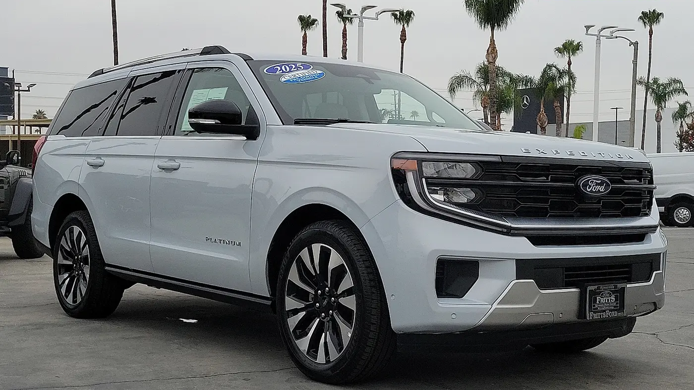 2025 Ford Expedition Platinum