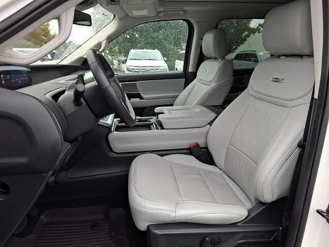 2025 Ford Expedition - $69,999