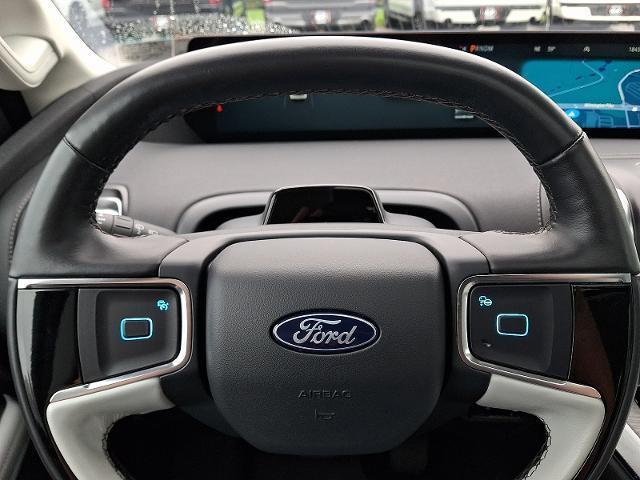 2025 Ford Expedition - $69,999