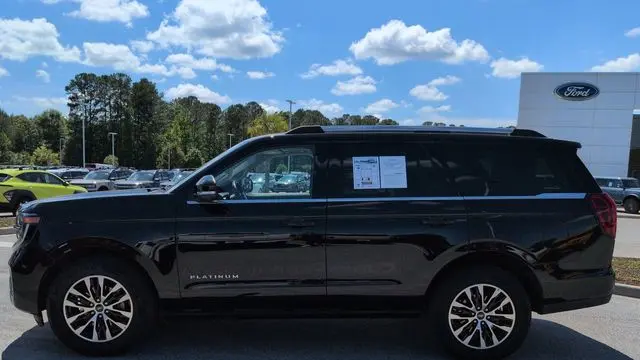 2025 Ford Expedition Platinum