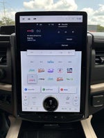 2023 Expedition Thumbnail 30