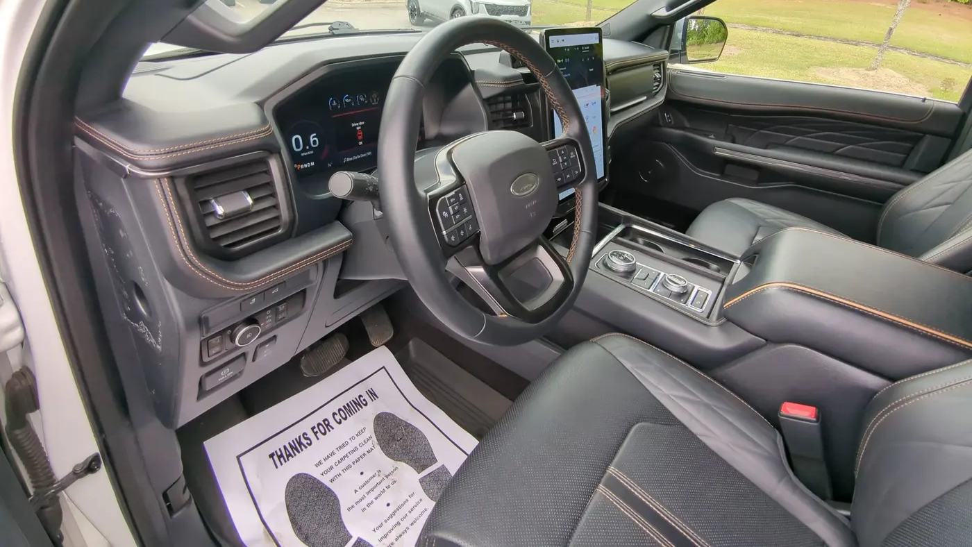 2023 Ford Expedition Platinum