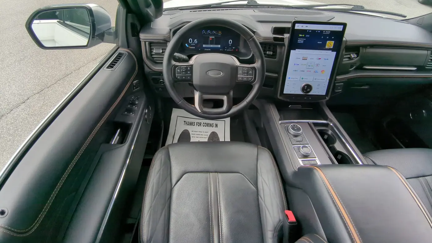 2023 Ford Expedition Platinum
