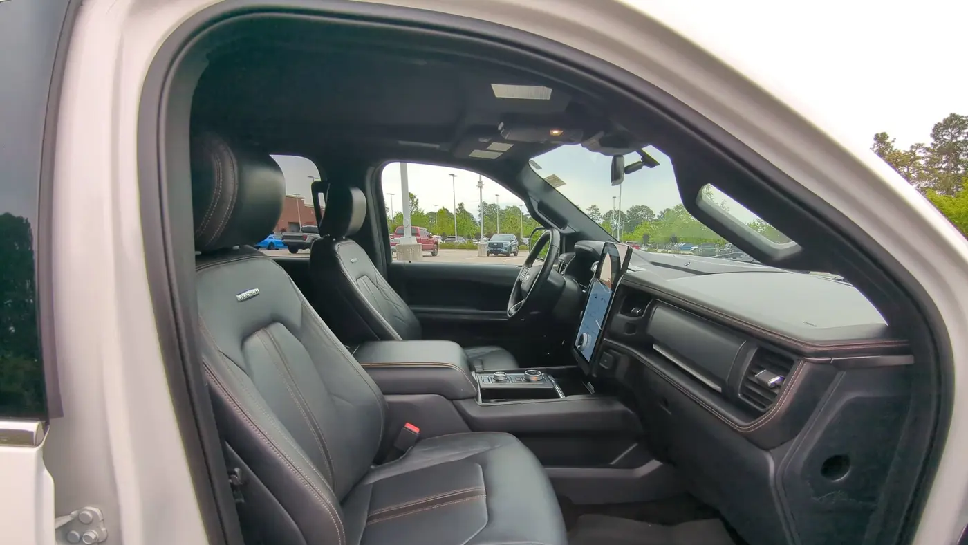 2023 Ford Expedition Platinum