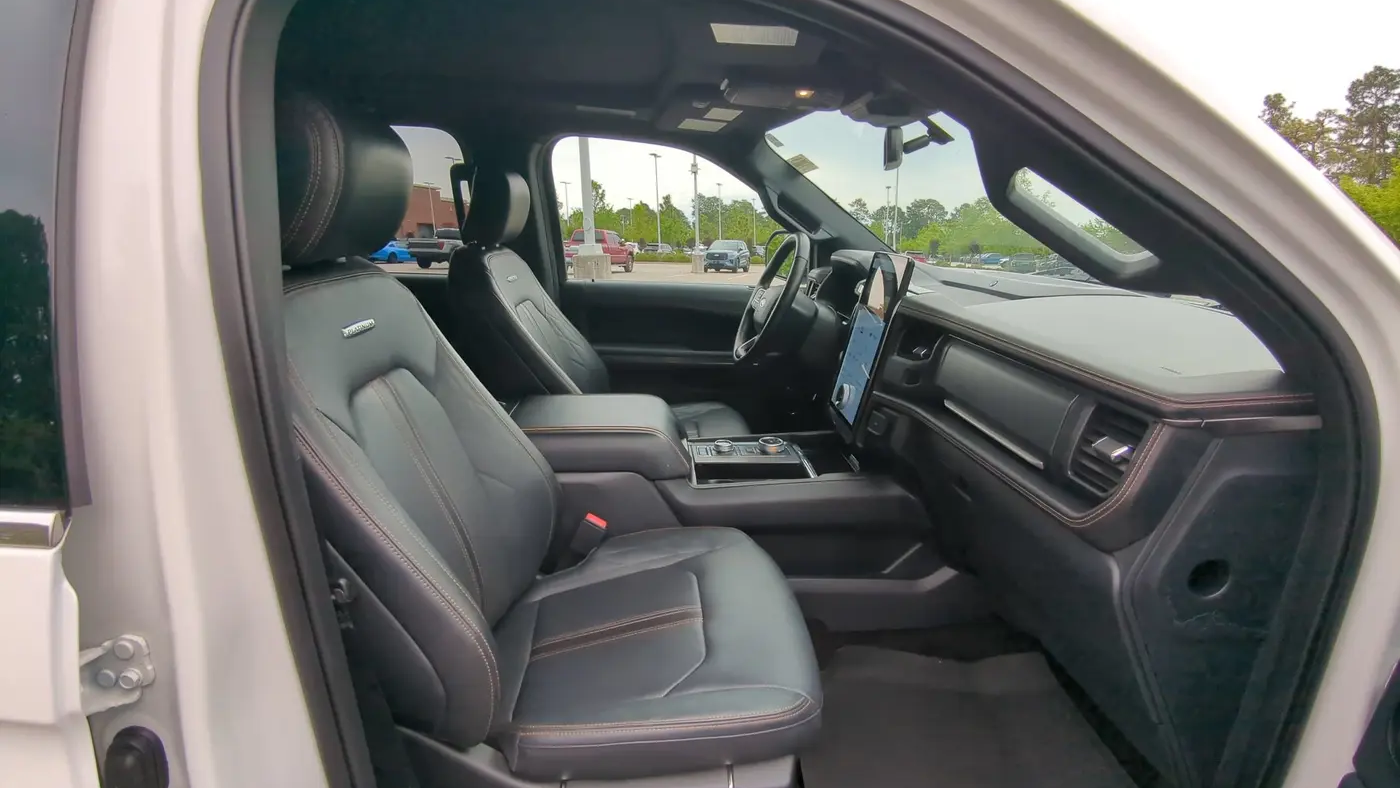 2023 Ford Expedition Platinum
