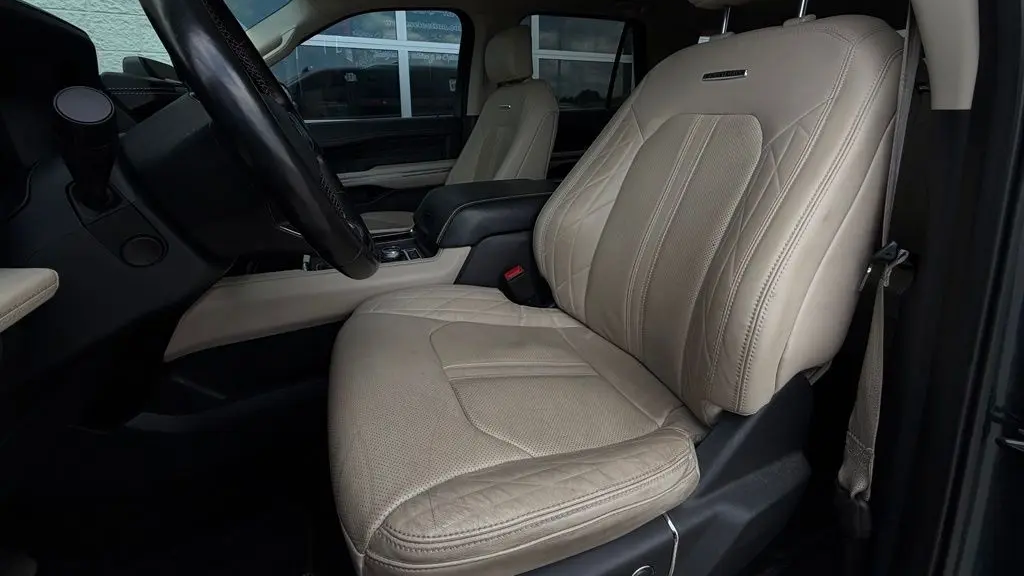2023 Ford Expedition Platinum