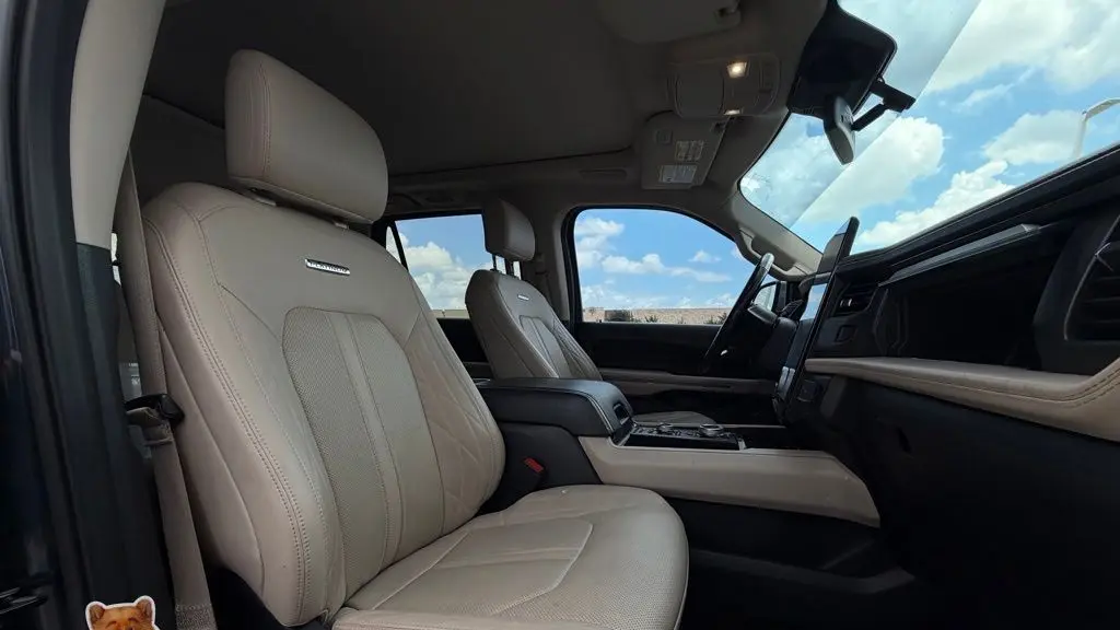 2023 Ford Expedition Platinum