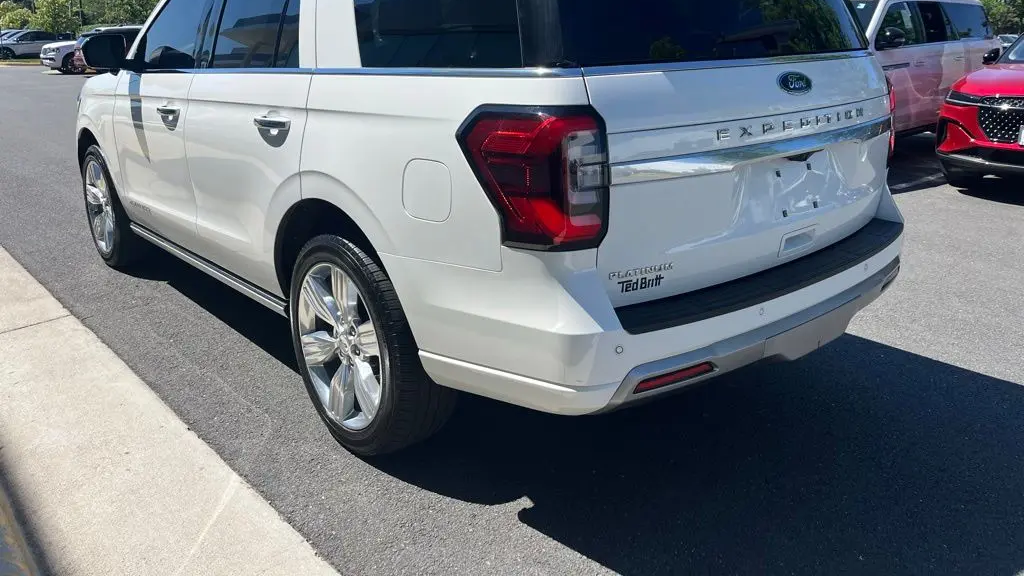 2023 Ford Expedition Platinum