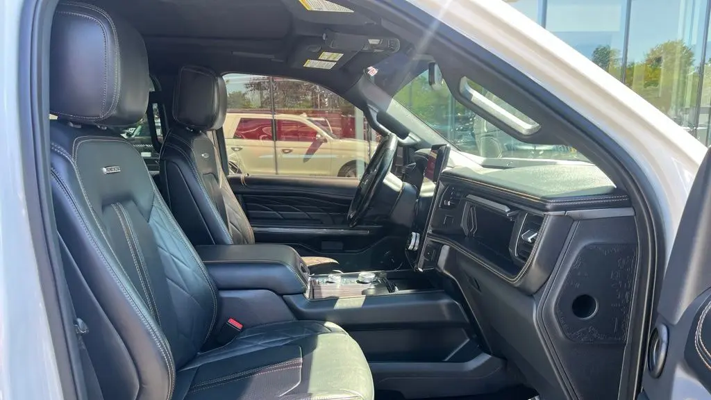 2023 Ford Expedition Platinum