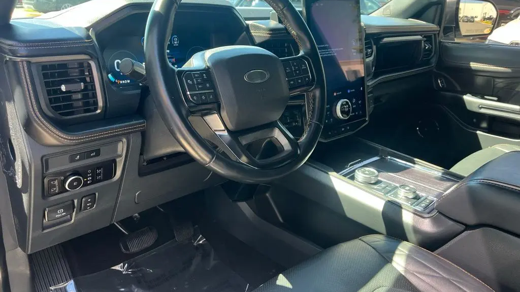 2023 Ford Expedition Platinum