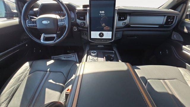 2023 Ford Expedition Platinum
