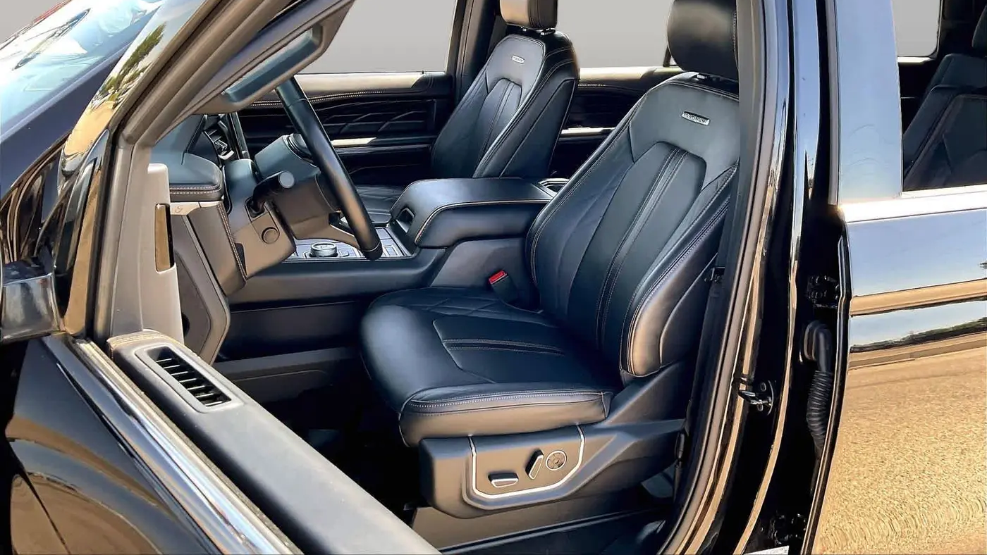 2024 Ford Expedition Platinum