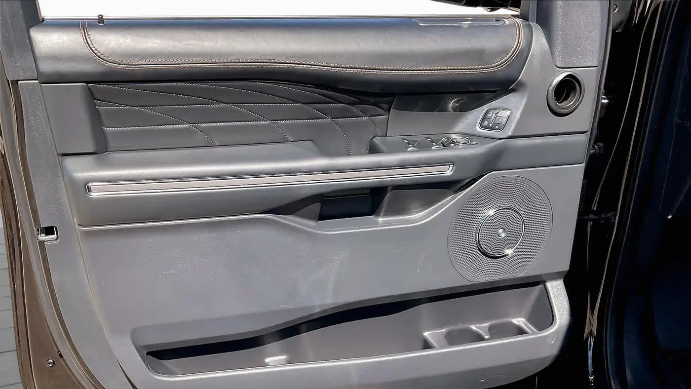 2024 Ford Expedition Platinum