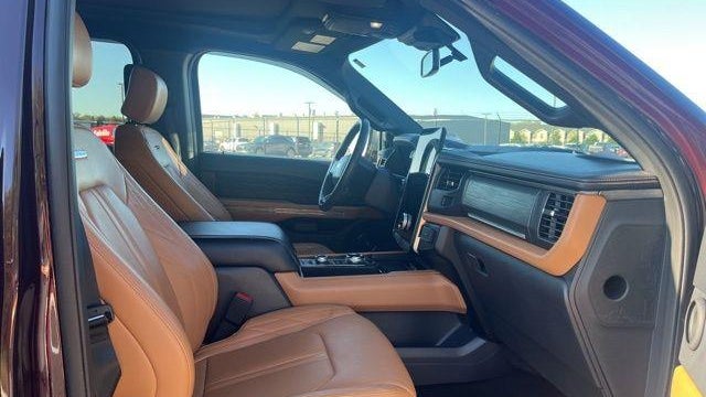2024 Ford Expedition Platinum