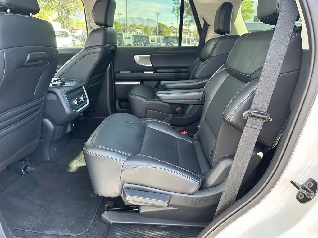2025 Ford Expedition - $63,547