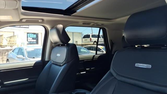 2025 Ford Expedition Platinum