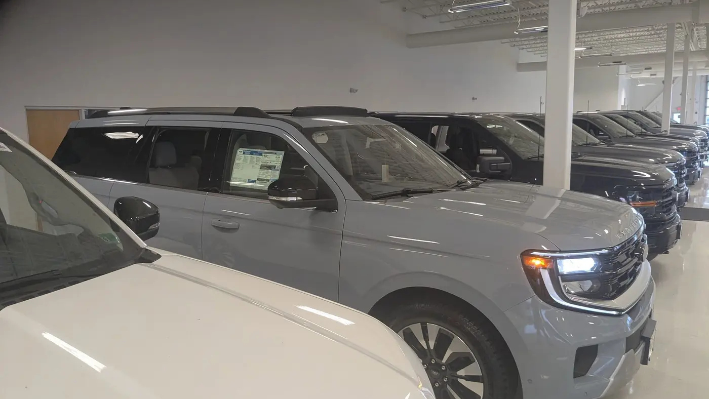 2025 Ford Expedition Platinum