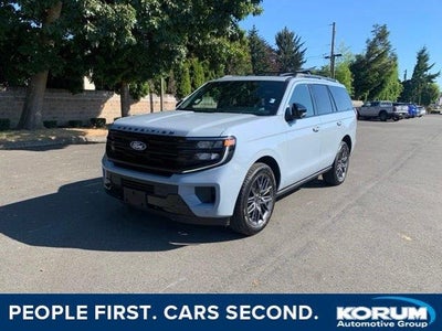 Photo of a 2027 Ford Expedition 4X4 Platinum 4DR SUV for sale