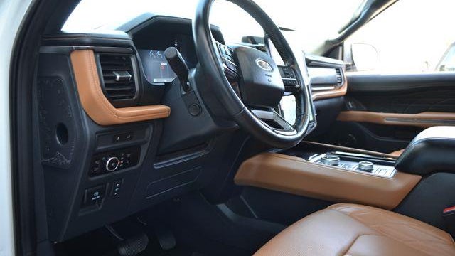 2024 Ford Expedition Platinum