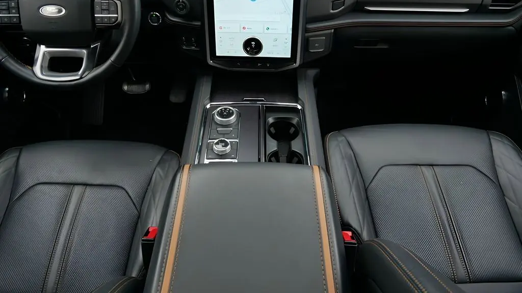 2024 Ford Expedition Platinum