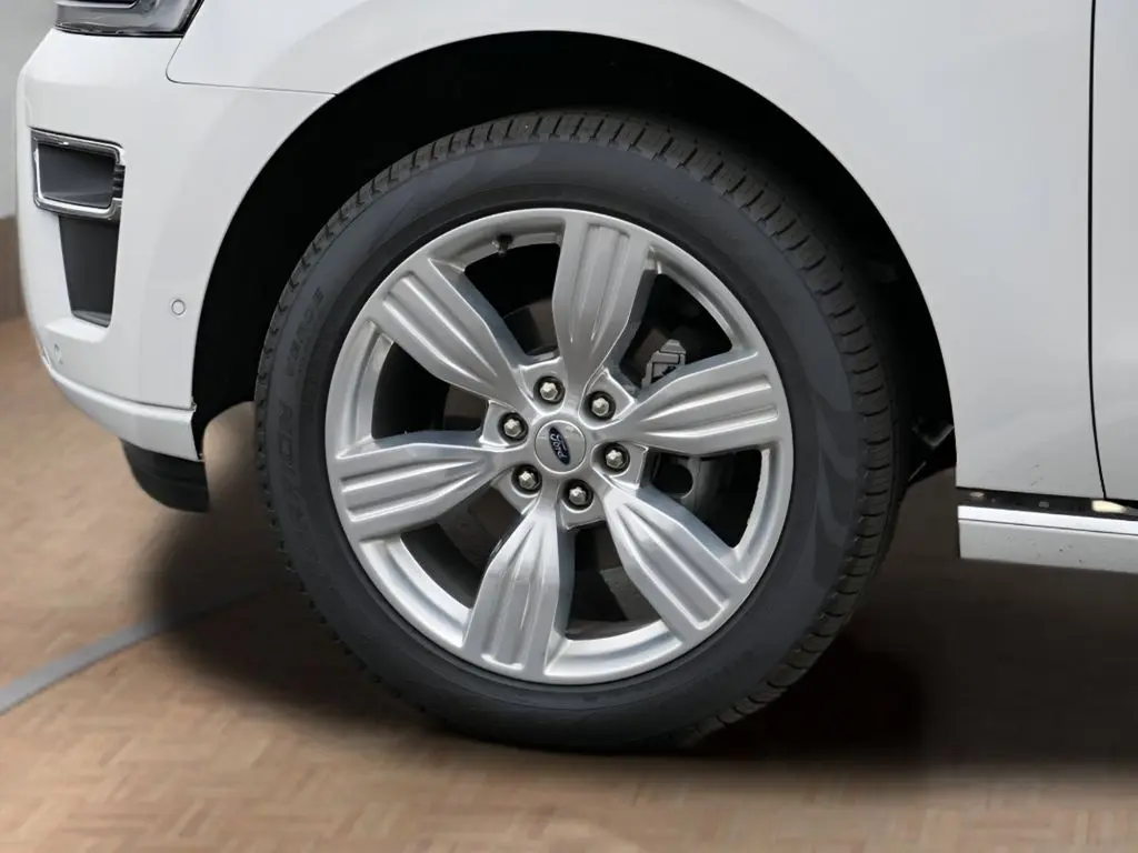 2024 Ford Expedition - $62,338