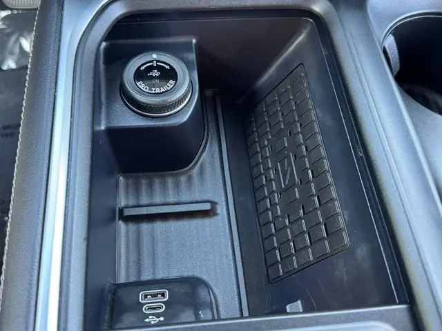 2025 Ford Expedition - $59,501