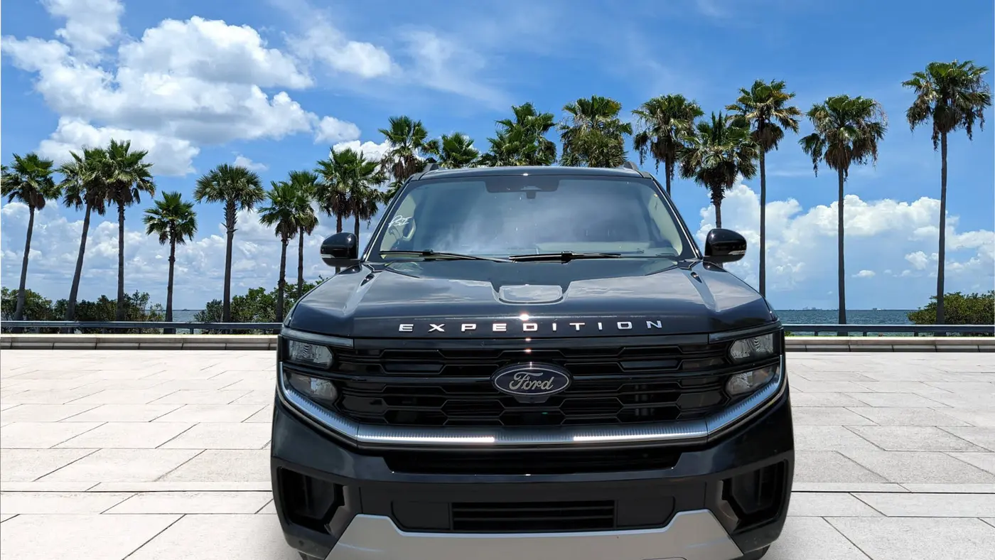 2025 Ford Expedition Platinum