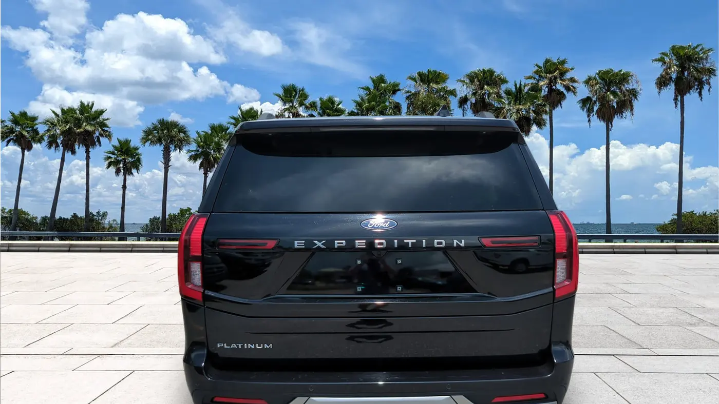 2025 Ford Expedition Platinum