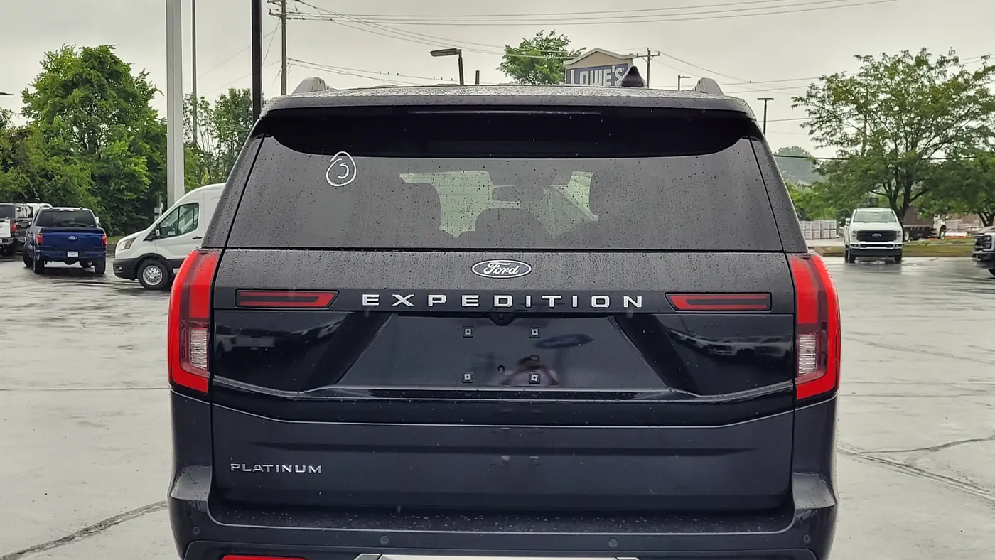 2025 Ford Expedition Platinum