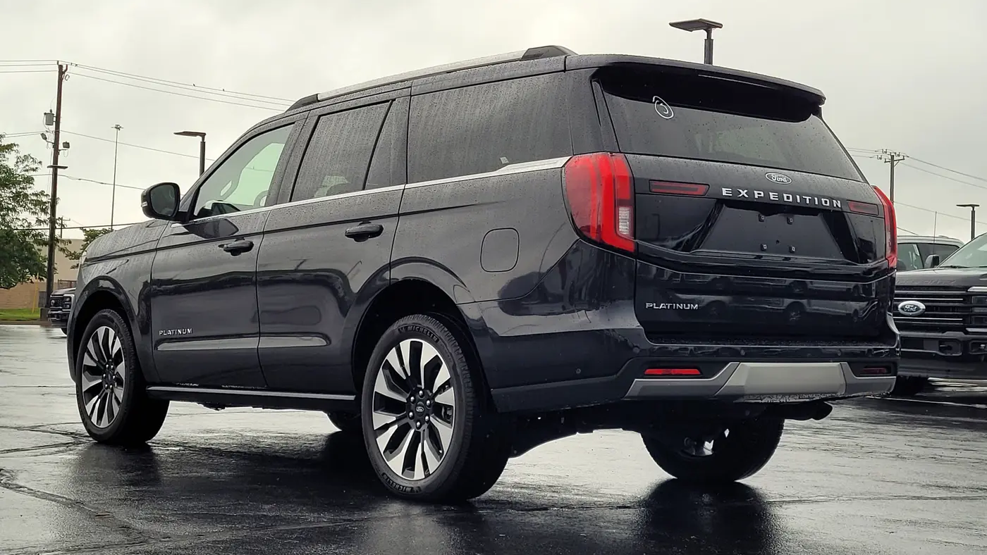 2025 Ford Expedition Platinum