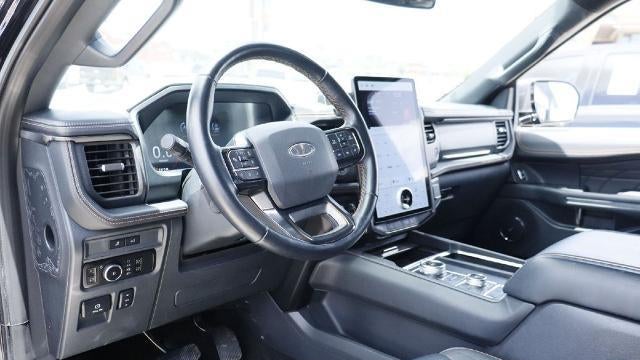 2023 Ford Expedition Platinum