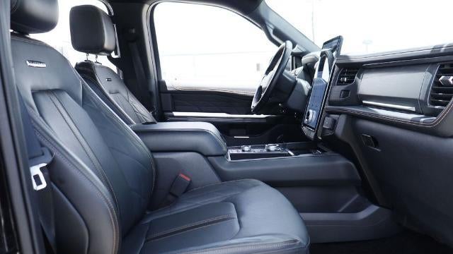 2023 Ford Expedition Platinum