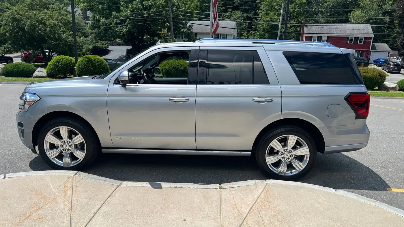 2023 Ford Expedition Platinum