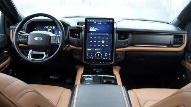 2024 Ford Expedition Platinum