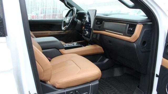 2024 Ford Expedition Platinum