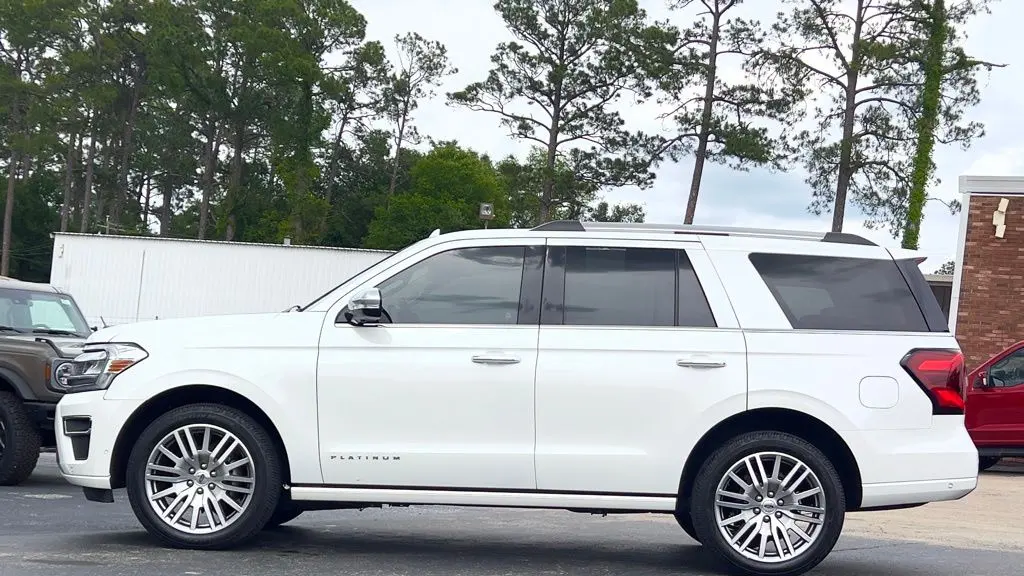 2024 Ford Expedition Platinum