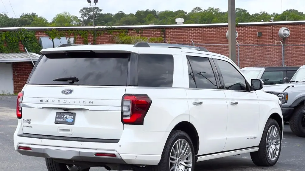 2024 Ford Expedition Platinum