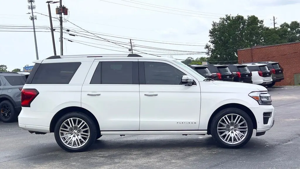 2024 Ford Expedition Platinum